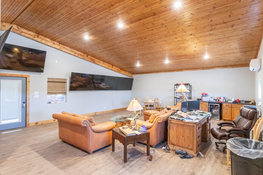 More Photos Of 1256 County Road 401, Merkel Land For Sale