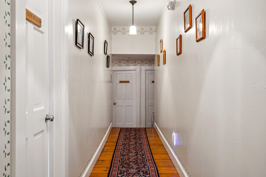 More Photos Of 9 Main St, Lyme Hospitality For Sale