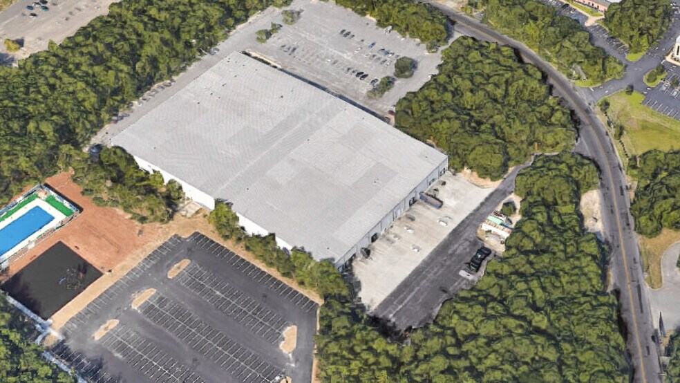 More Photos Of 475 Oberlin Ave S, Lakewood Warehouse For Lease