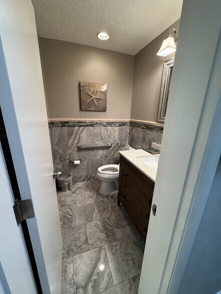 More Photos Of 311-317 S Tennessee Ave, Lakeland Office For Lease