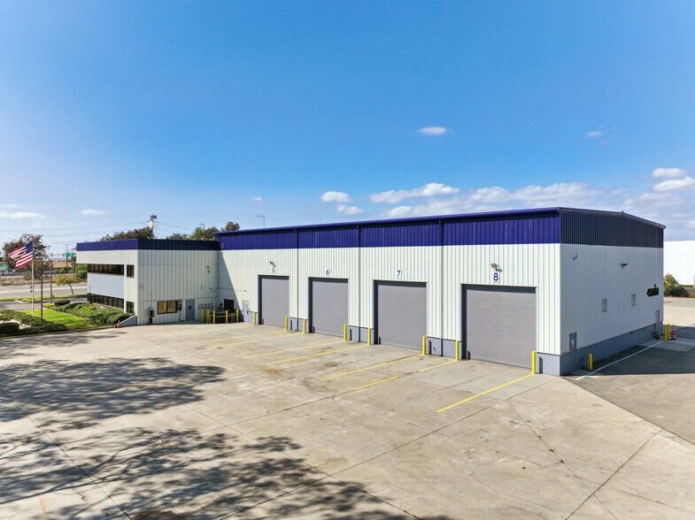 More Photos Of 45051 Industrial Dr, Fremont Warehouse For Lease