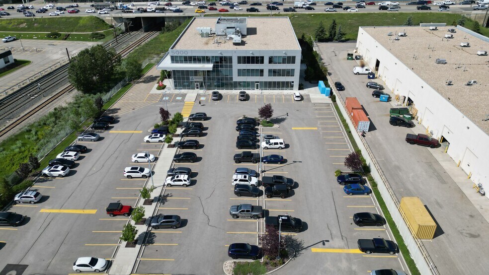 More Photos Of 7005 Fairmount Dr SE, Calgary Medical For Sale