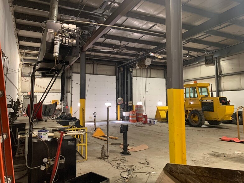 More Photos Of 1111 US Highway 20, Michigan City Truck Terminal For Lease