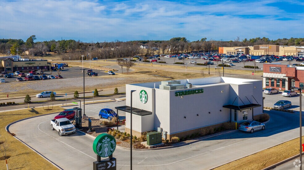 More Photos Of 14307 NE 23rd St, Choctaw Restaurant For Sale