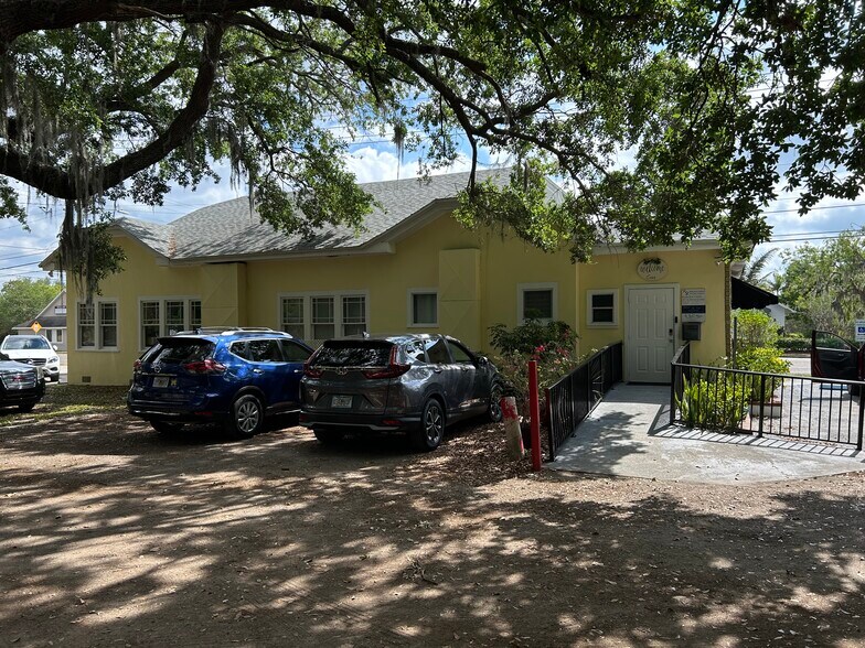 More Photos Of 1625 S Florida Ave, Lakeland Medical For Sale