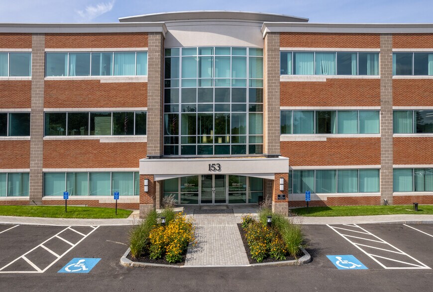More Photos Of 153 Cordaville Rd, Southborough Medical For Lease