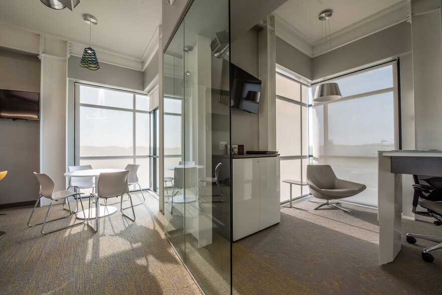 More Photos Of 1349 Water Valley Pky, Windsor Office For Lease