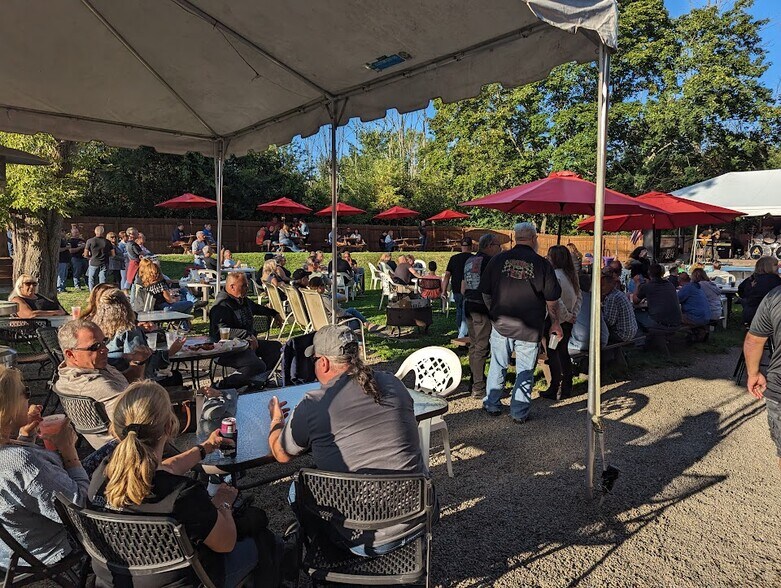 More Photos Of 3481 Two Rod Rd, East Aurora Restaurant For Sale