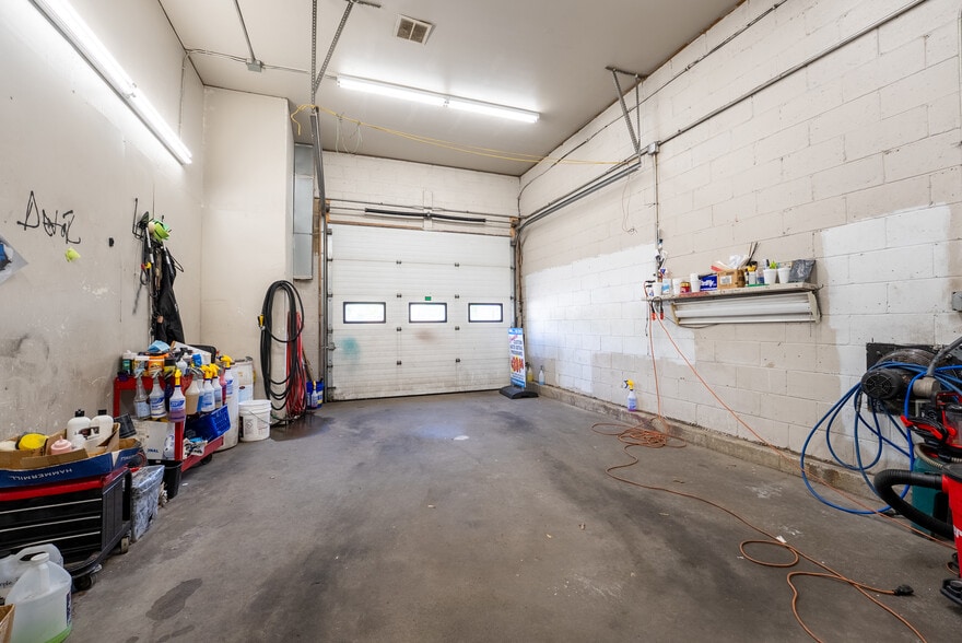 More Photos Of 880 Boston Rd, Springfield Auto Dealership For Sale