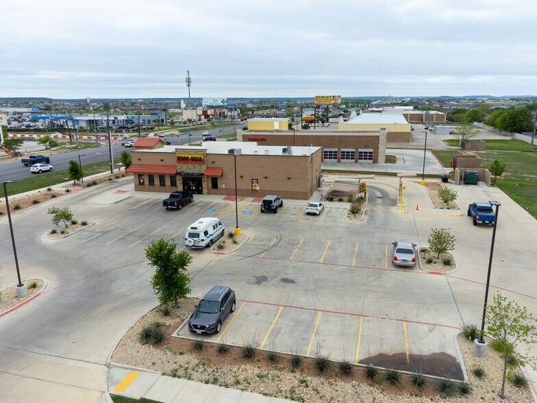 More Photos Of 3201 W Stan Schlueter Loop, Killeen General Retail For Sale