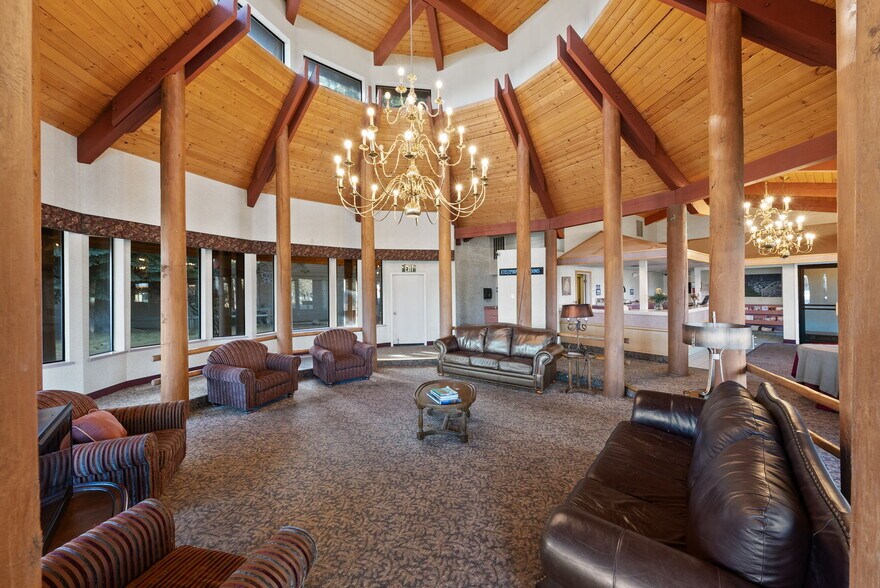 More Photos Of 3105 NE O. B. Riley Rd, Bend Hotel For Sale