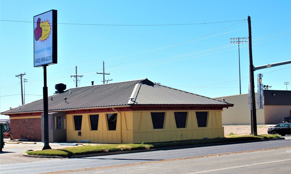 More Photos Of 617 S Main St, Seminole Restaurant For Sale