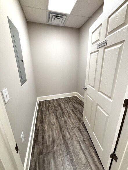 More Photos Of 629 E Forsyth St, Americus Office For Sale