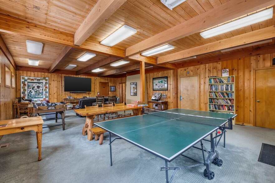 More Photos Of 13375 SW Forest Service Rd, Camp Sherman Hotel For Sale
