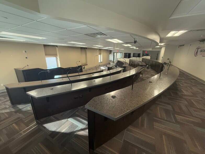 More Photos Of 120 Boulevard of the Allies, Pittsburgh Medical For Lease