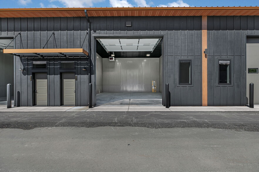 More Photos Of 7041 Kagan NE ave, Otsego Industrial For Sale