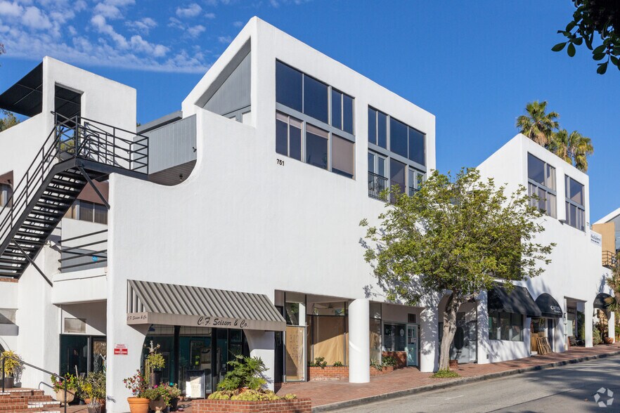 More Photos Of 701-815 Deep Valley Dr, Rolling Hills Estates General Retail For Lease