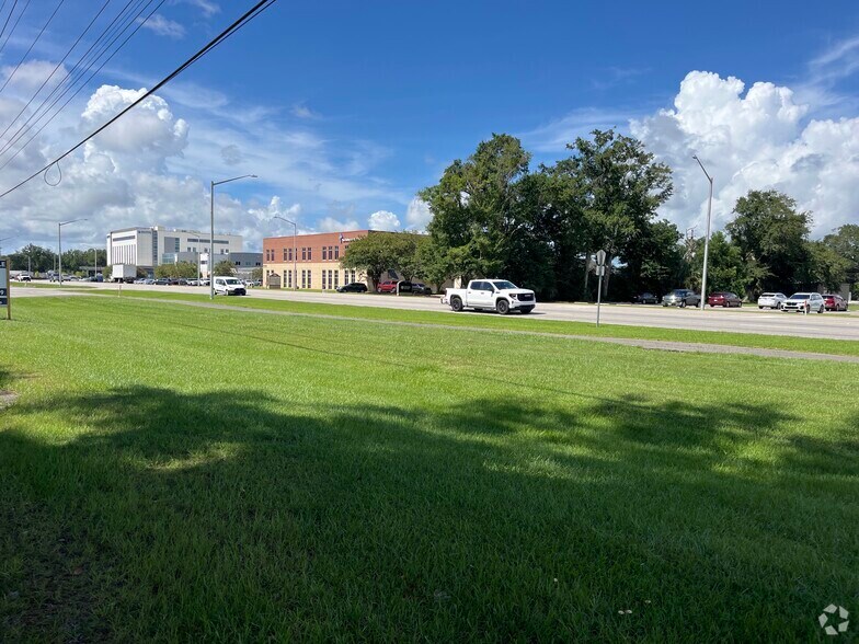 More Photos Of State Hwy 59, Foley Land For Lease