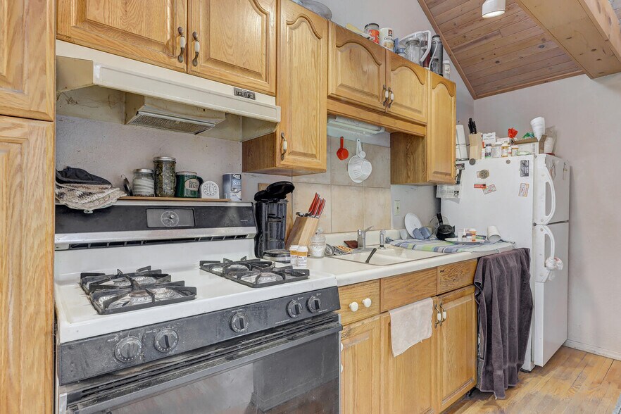 More Photos Of 218 N Avenue C, Kuna Apartments For Sale