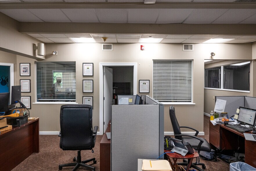 More Photos Of 100 Weymouth St, Rockland Coworking Space