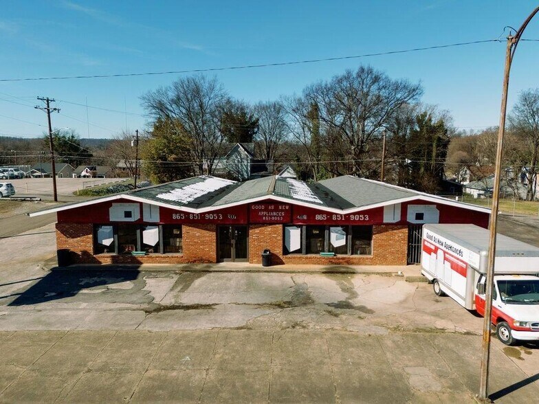 Primary Photo Of 2001 Magnolia Ave, Knoxville Flex For Sale