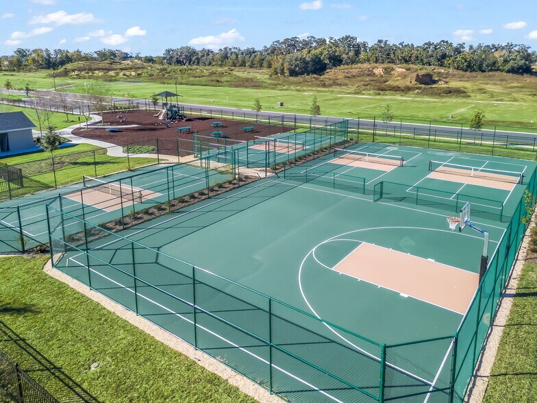 More Photos Of NE 125th Loop, Oxford Land For Sale