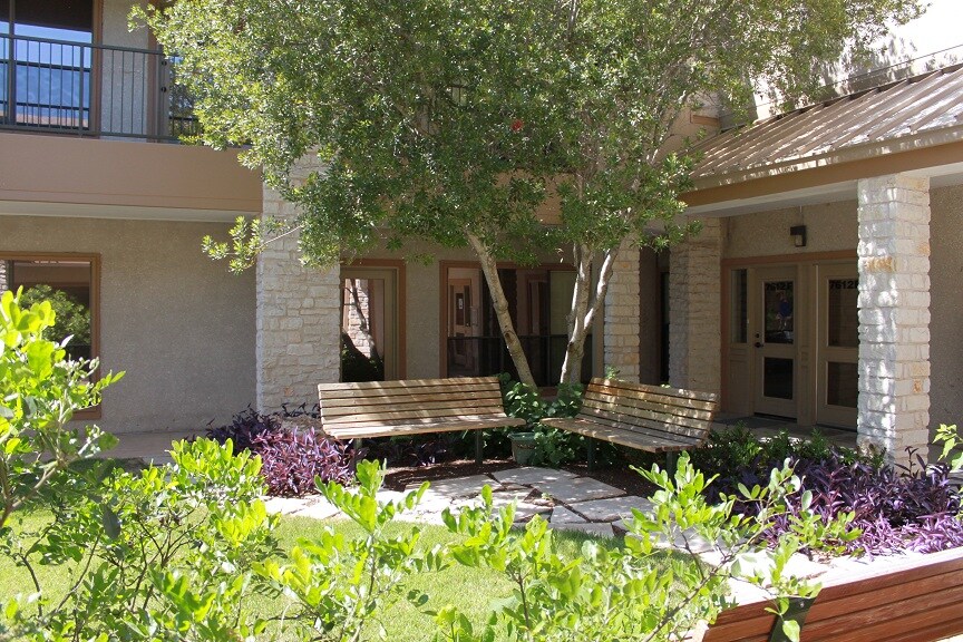 More Photos Of 7608-7614 Hwy 71 W, Austin Office For Lease