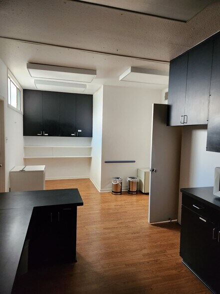 More Photos Of 8607 Wurzbach Rd, San Antonio Medical For Sale