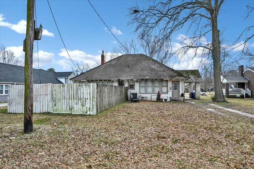 More Photos Of 803 Main St W, Hartselle Multifamily For Sale