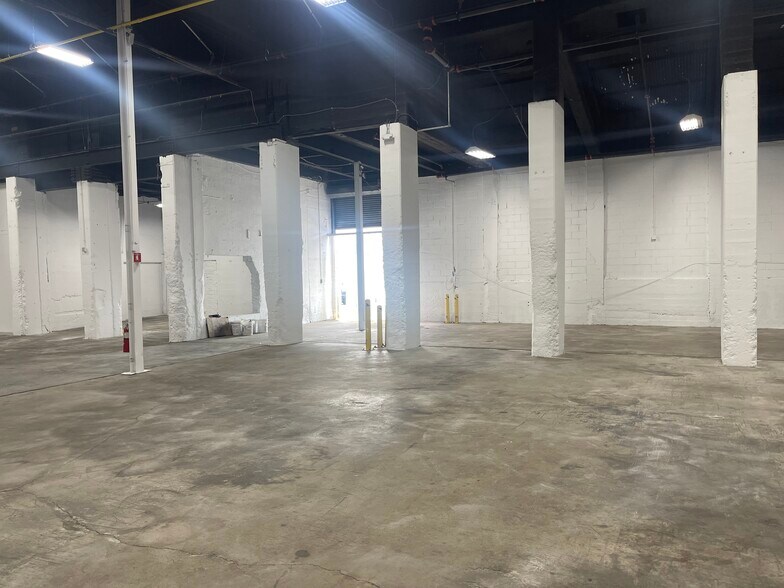 More Photos Of 371 Dorchester Ave, South Boston Unknown For Lease