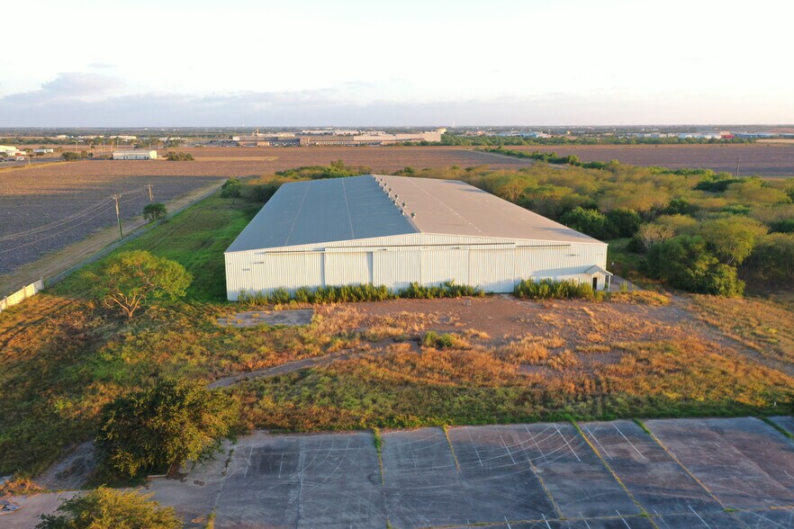 More Photos Of 5806 E Grimes Ave, Harlingen Manufacturing For Sale