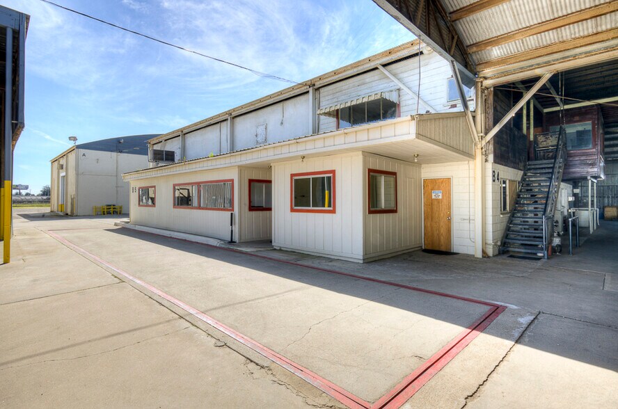 More Photos Of 39400 Clarkson Dr, Kingsburg Warehouse For Sale