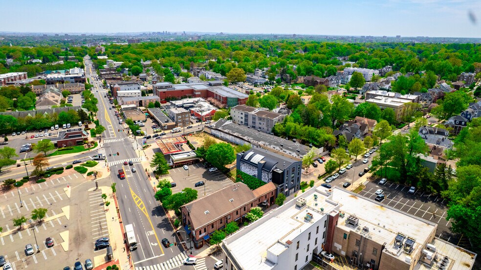 More Photos Of 6-8 Gates Ave, Montclair Office For Lease