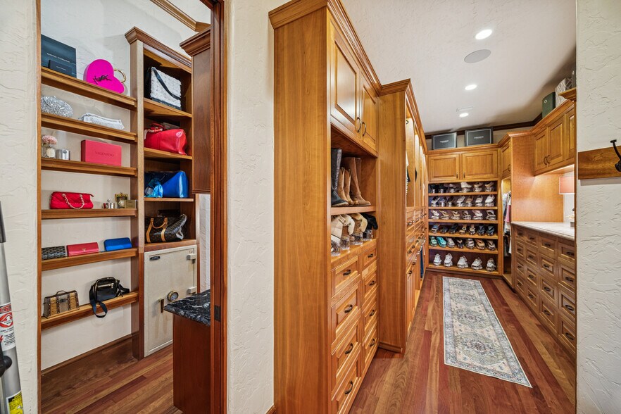 More Photos Of 21538 Mueschke Rd, Tomball Lodge Meeting Hall For Sale