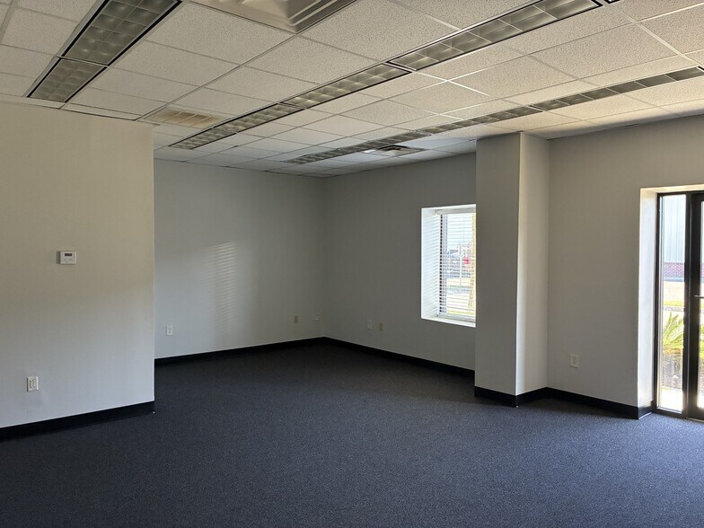 More Photos Of 131 Elliana Way, Summerville Unknown For Lease