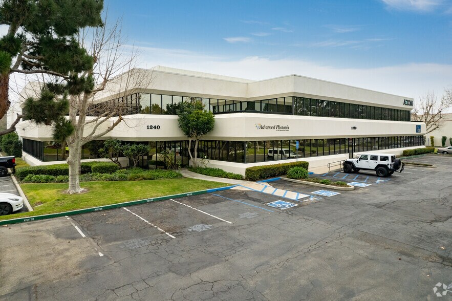 More Photos Of 1220-1240 Avenida Acaso, Camarillo Manufacturing For Lease