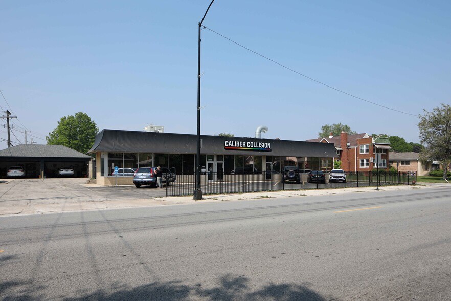 More Photos Of 7606 W Touhy Ave, Chicago Auto Repair For Sale