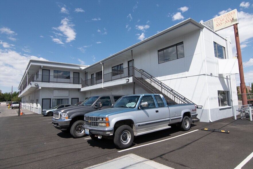 More Photos Of 405 Gentry Way, Reno Office For Lease