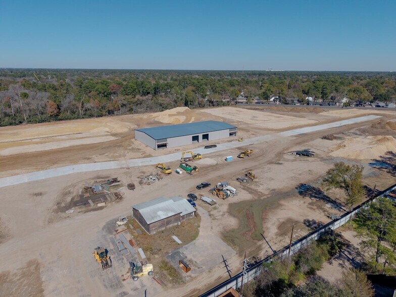 More Photos Of 12638 Huffmeister Rd, Cypress Unknown For Lease