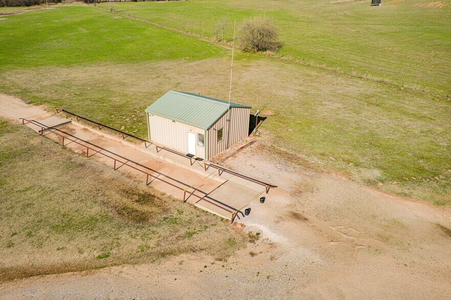 More Photos Of 12941 N Anderson Rd, Jones Land For Sale