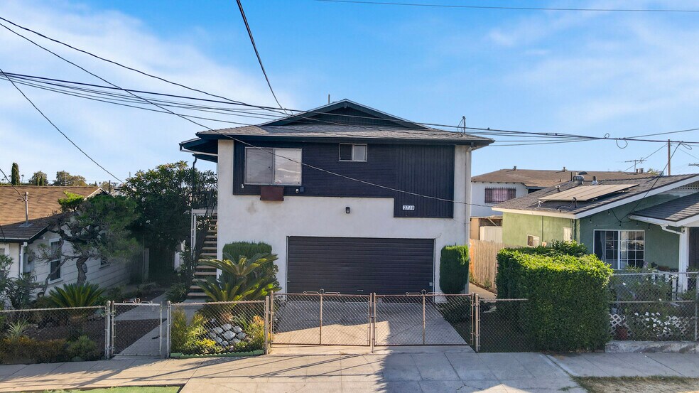 More Photos Of 2714 New Jersey St, Los Angeles Multifamily For Sale