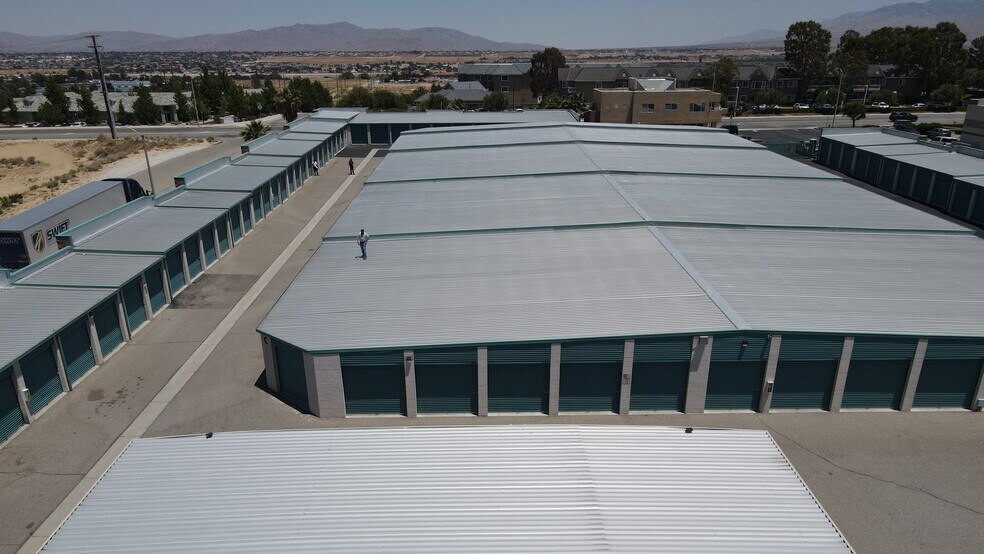 More Photos Of 12250 Ridgecrest Rd, Victorville Self Storage For Sale