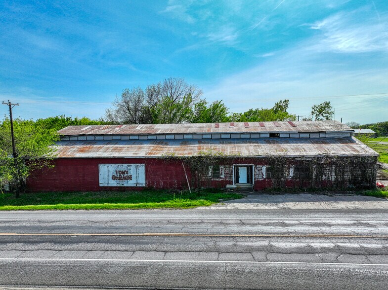 Primary Photo Of 100 S Magnolia Ave, Hubbard Auto Repair For Sale