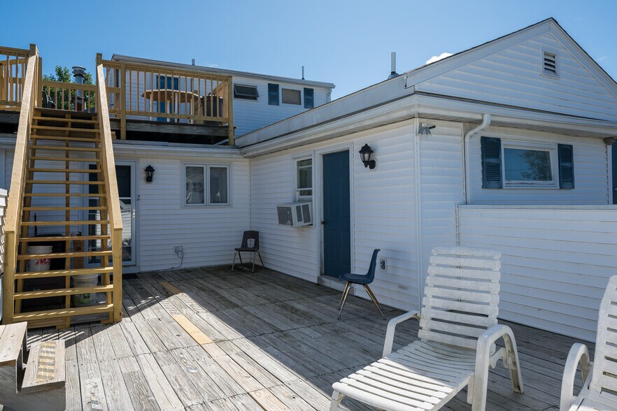 More Photos Of 286 Teaticket Hwy, Teaticket Freestanding For Sale