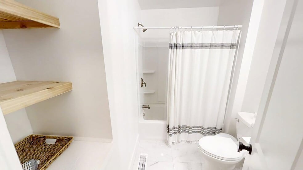 More Photos Of 1050 AL-160 Hwy, Warrior Flex For Sale