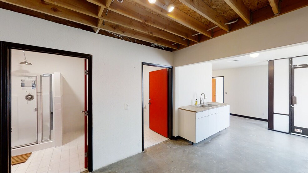 More Photos Of 1201-1211 N Main St, Los Angeles Loft Creative Space For Lease