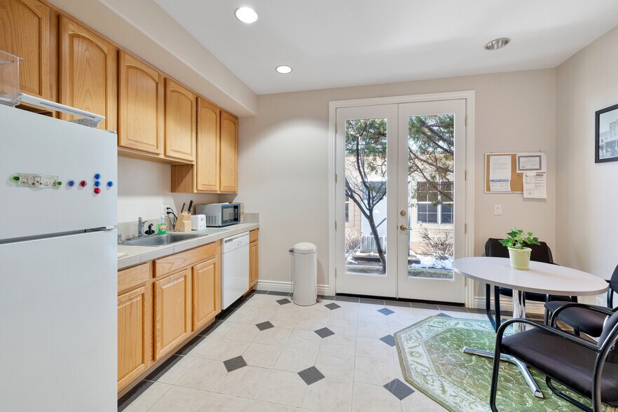 More Photos Of 4747 Caughlin Pky, Reno Office For Sale