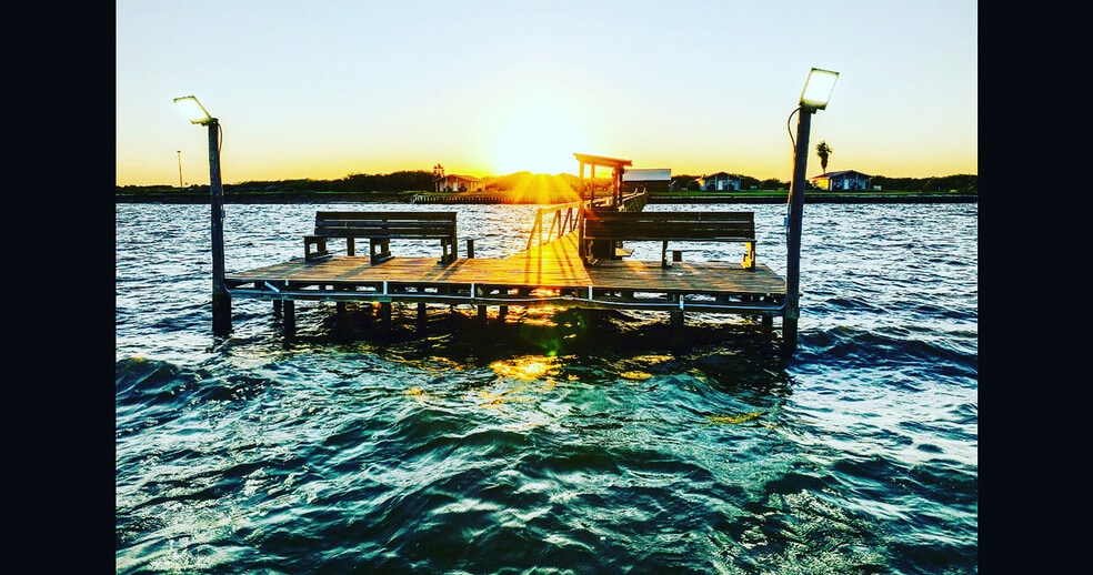 More Photos Of 1287 S County Road 1155, Riviera Hospitality For Sale