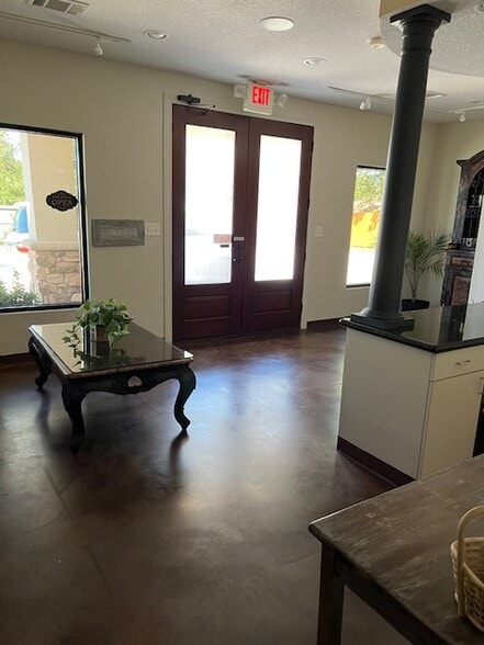 More Photos Of 612 State Highway 3, League City Freestanding For Sale