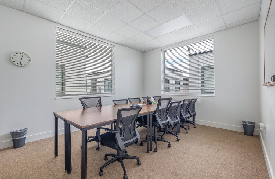 More Photos Of 1430 W Ustick Rd, Meridian Office For Sale